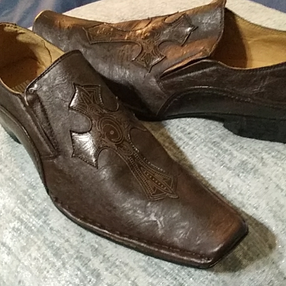 Brand New patent leather Bravo loafers